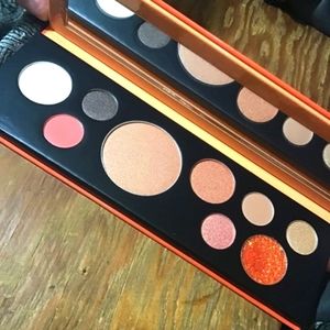 Touch in sol orange fill up pallet